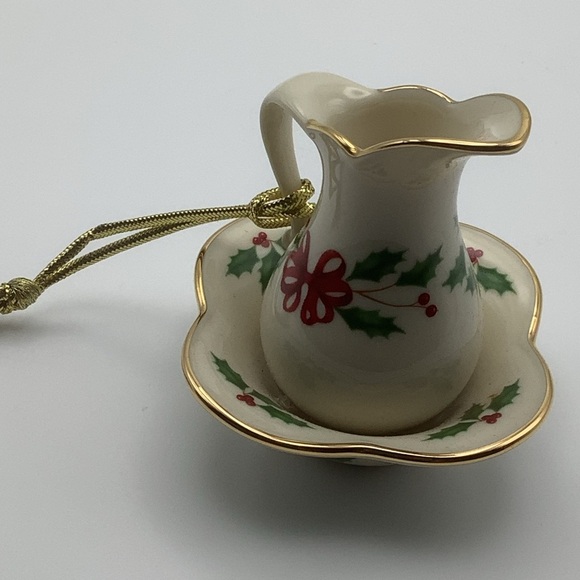 Lenox Holiday Pitcher and Basin Ornament - Picture 4 of 11